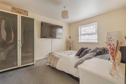 15 Chalfield Close, Keynsham, Bristol, BS31 1JZ