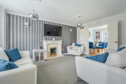 undefined, Chalfield Close, Keynsham, Bristol