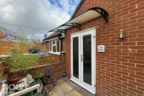 20 Cardinal Road, Chafford Hundred, Grays, RM16 6DW