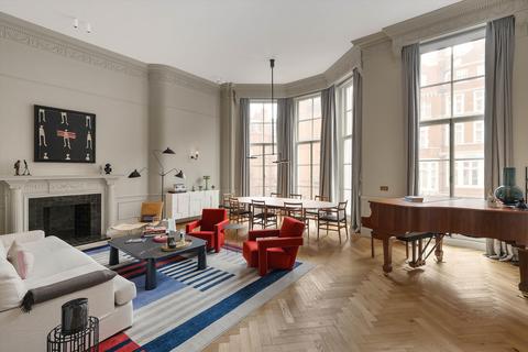 undefined, Pont Street, London, SW1X