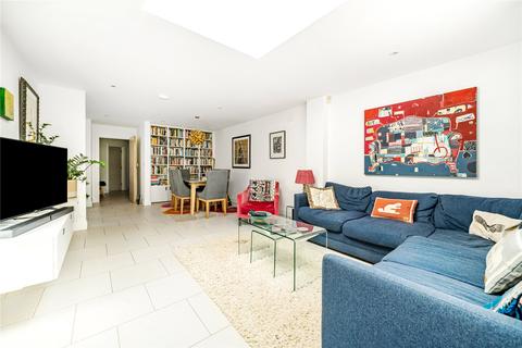 undefined, Watford Close, Guildford, Surrey, GU1