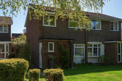 19 Francis Chichester Close, Ascot, SL5 9AG