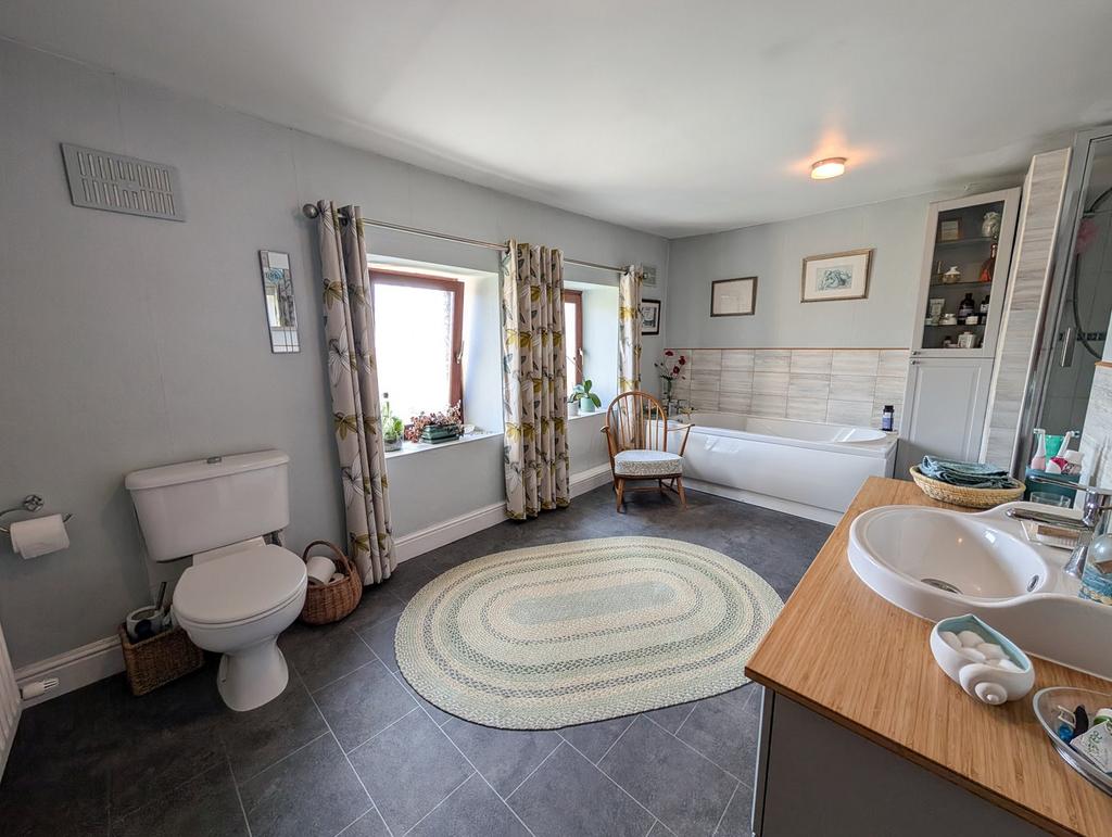 Family bathroom