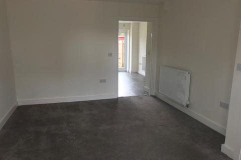 2 bedroom end of terrace house to rent, Newcastle-Under-Lyme ST5