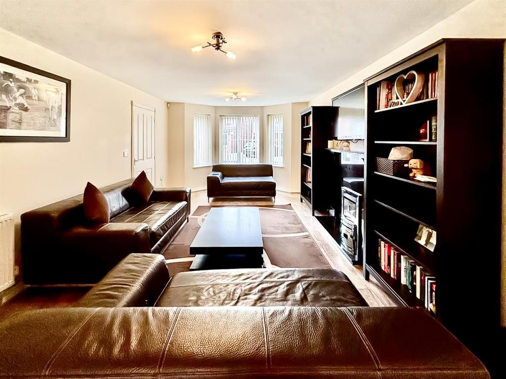 Living Room: