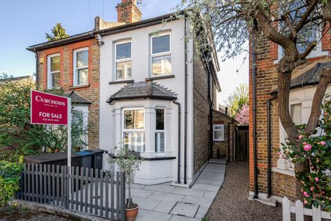 28 Rowlls Road, Kingston Upon Thames, KT1 3ET