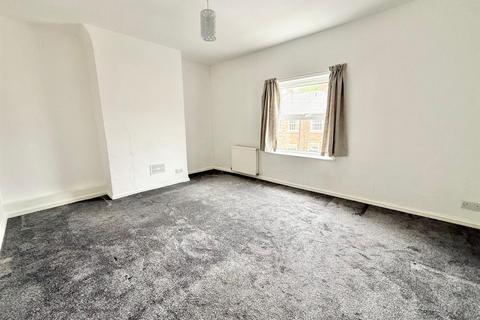 2 bedroom terraced house for sale, St. Georges Street, Macclesfield