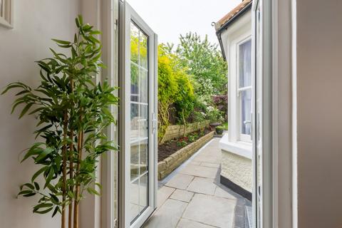undefined, Main Road, Sidcup, DA14