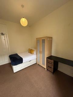 3 bedroom flat to rent, Glen Street, Edinburgh, EH3