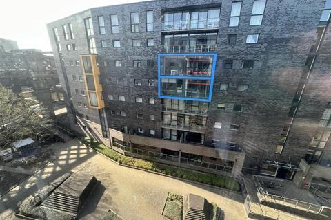 2 bedroom apartment for sale, Potato Wharf, Castlefield, Manchester