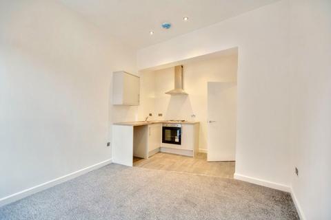 1 bedroom flat to rent, Market Street, Ilkeston, Derbyshire DE7 5RB