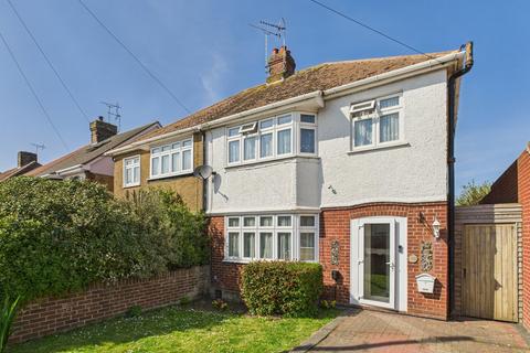 4 bedroom semi-detached house for sale, Farley Road, Margate, CT9