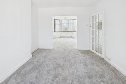 3 bedroom end of terrace house to rent, Purefoy Road, Coventry CV3