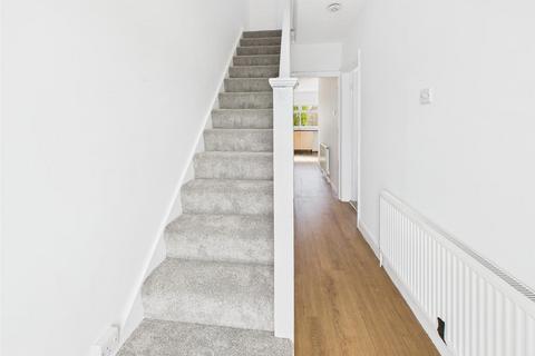 3 bedroom end of terrace house to rent, Purefoy Road, Coventry CV3
