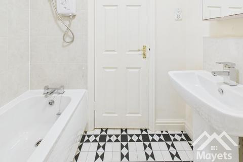 4 Waterfront, Blackburn, BB1 1EE