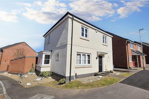 3 bedroom detached house for sale, Foxglove Avenue, Thurnby, Leicester