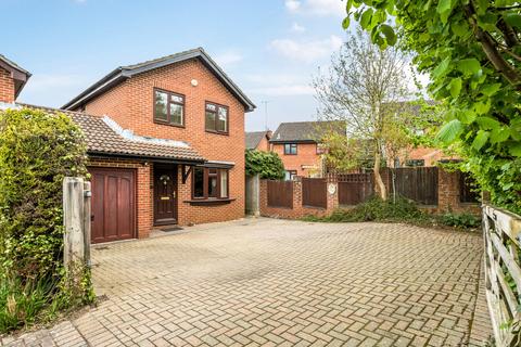 3 bedroom link detached house for sale, Seward Rise, Romsey, Hampshire, SO51