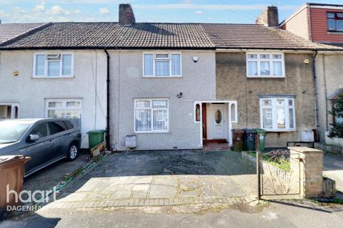 2 bedroom terraced house for sale, Ilchester Road, Dagenham