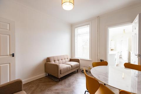 4 bedroom terraced house to rent, Lincoln LN1