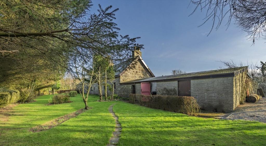 Stables/Garage