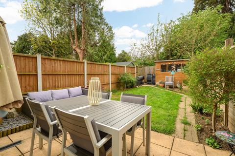 4 bedroom terraced house for sale, Churchfield Road, Walton-on-Thames, KT12