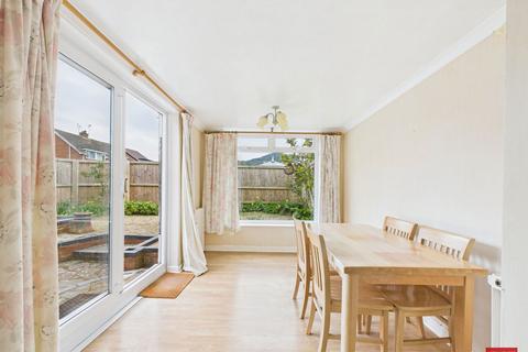 3 bedroom semi-detached house for sale, Abbotswood Road, Gloucester GL3