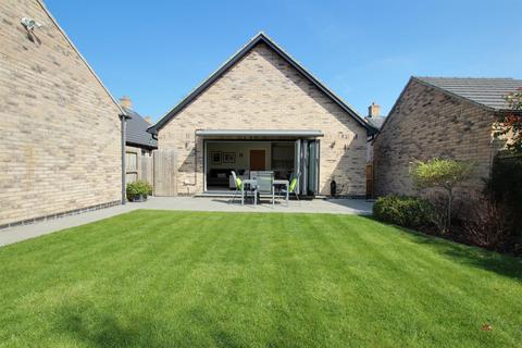 19 Cavendish Drive, Market Weighton, York, YO43 3GY