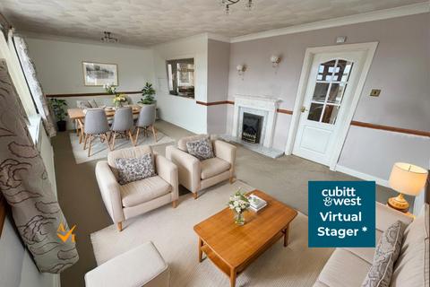 4 bedroom detached house for sale, Crescent Drive North, Woodingdean, Brighton, East Sussex