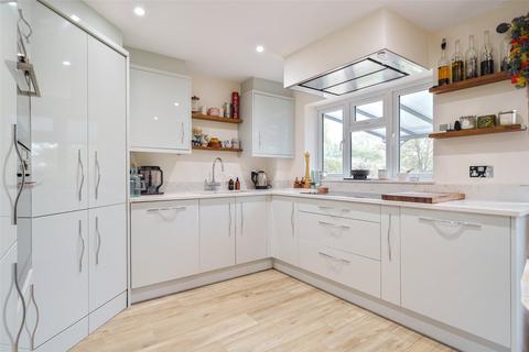 3 bedroom semi-detached house for sale, Saturn Close, Berkshire RG41