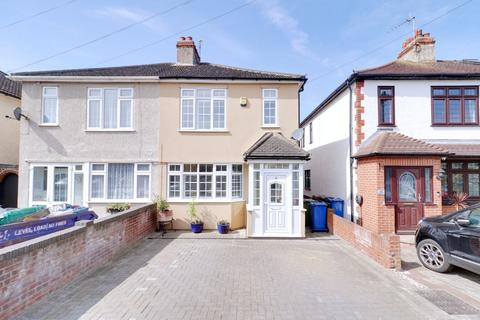 31 Grange Road, Aveley, South Ockendon, RM15 4ER