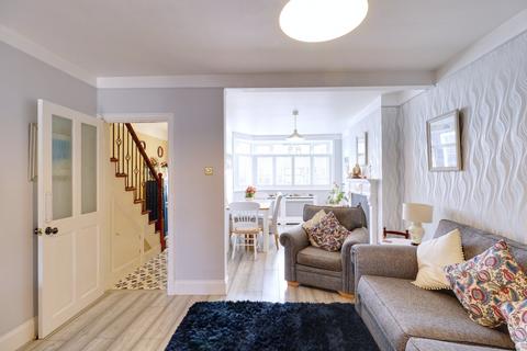 31 Grange Road, Aveley, South Ockendon, RM15 4ER