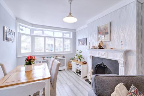 31 Grange Road, Aveley, South Ockendon, RM15 4ER