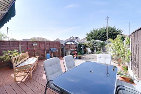 31 Grange Road, Aveley, South Ockendon, RM15 4ER