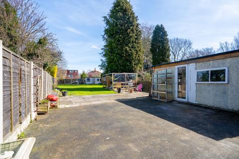 4 bedroom semi-detached house for sale, Roundhay, Leeds LS8