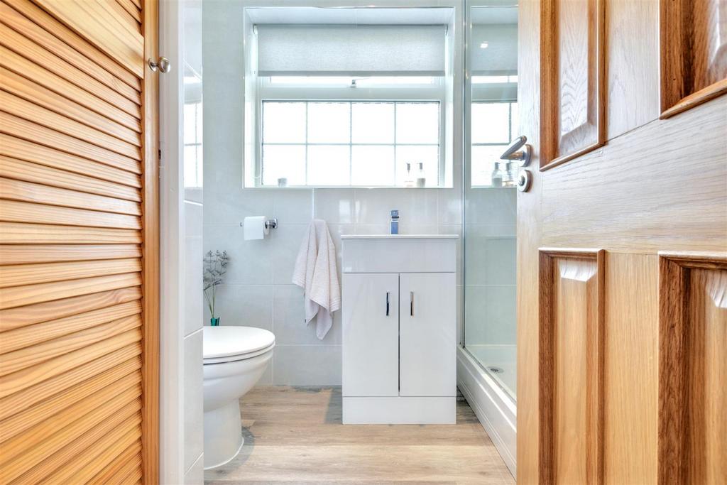 Shower Room.jpeg