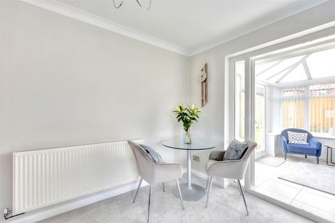 2 bedroom detached bungalow for sale, Cranborne Close, Trowell, Nottingham