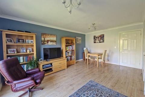 3 bedroom semi-detached house for sale, Tansey End, Biggleswade, SG18