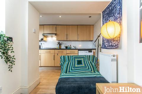 3 bedroom terraced house for sale, Surrey Street, Brighton