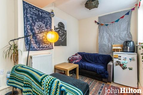 3 bedroom terraced house for sale, Surrey Street, Brighton