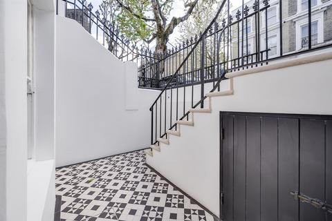 2 bedroom flat to rent, Oakfield Street, Chelsea SW10