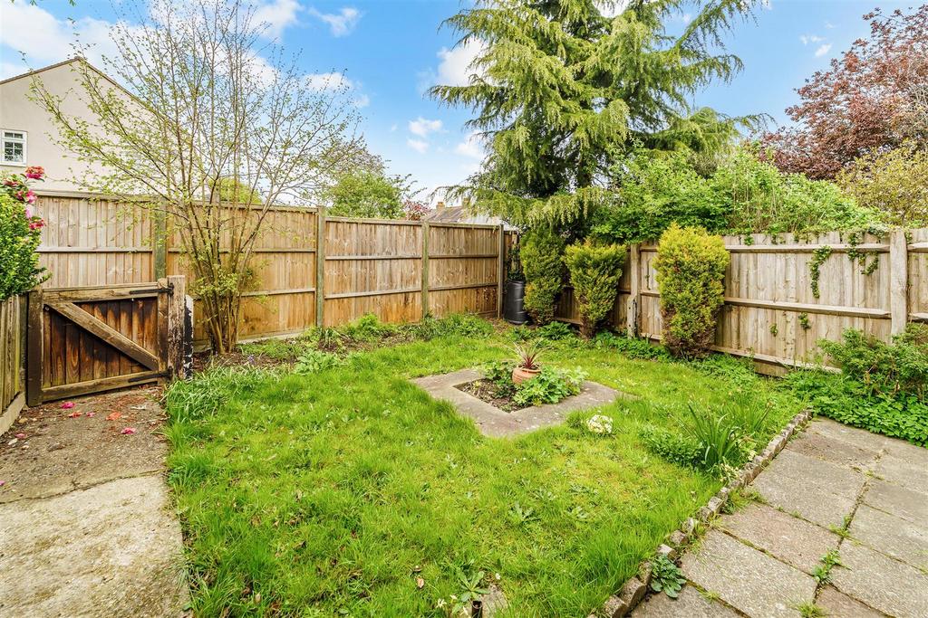 DIRDENE CLOSE (1).jpg