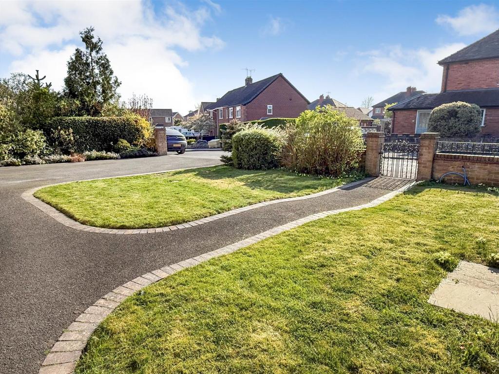 Front Gardens