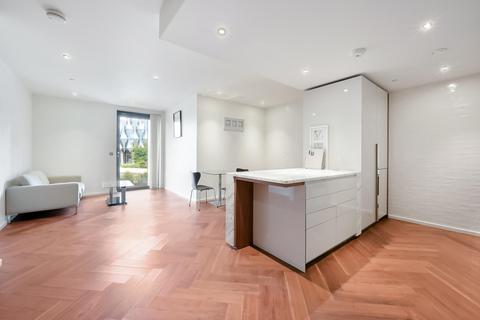 1 bedroom flat for sale, Ambassador Building, Embassy Gardens, Nine Elms, SW11