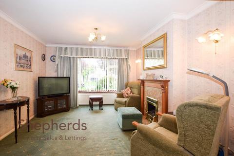 38 Ashdown Crescent, Cheshunt, Waltham Cross, EN8 0RS