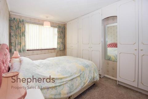 38 Ashdown Crescent, Cheshunt, Waltham Cross, EN8 0RS