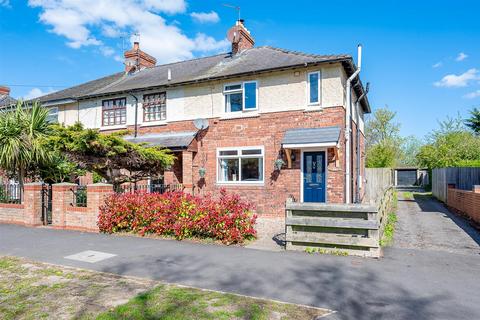 3 bedroom end of terrace house for sale, Fifth Avenue, Tang Hall, YO31 0UN