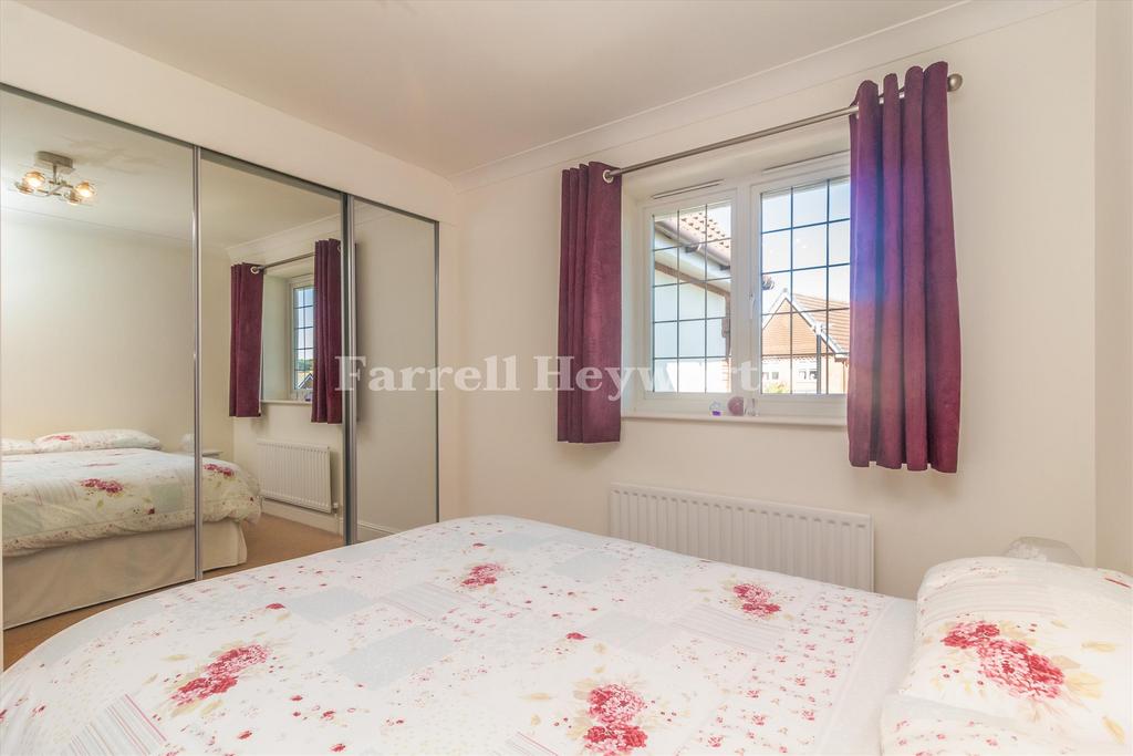 Bedroom 3 image 2