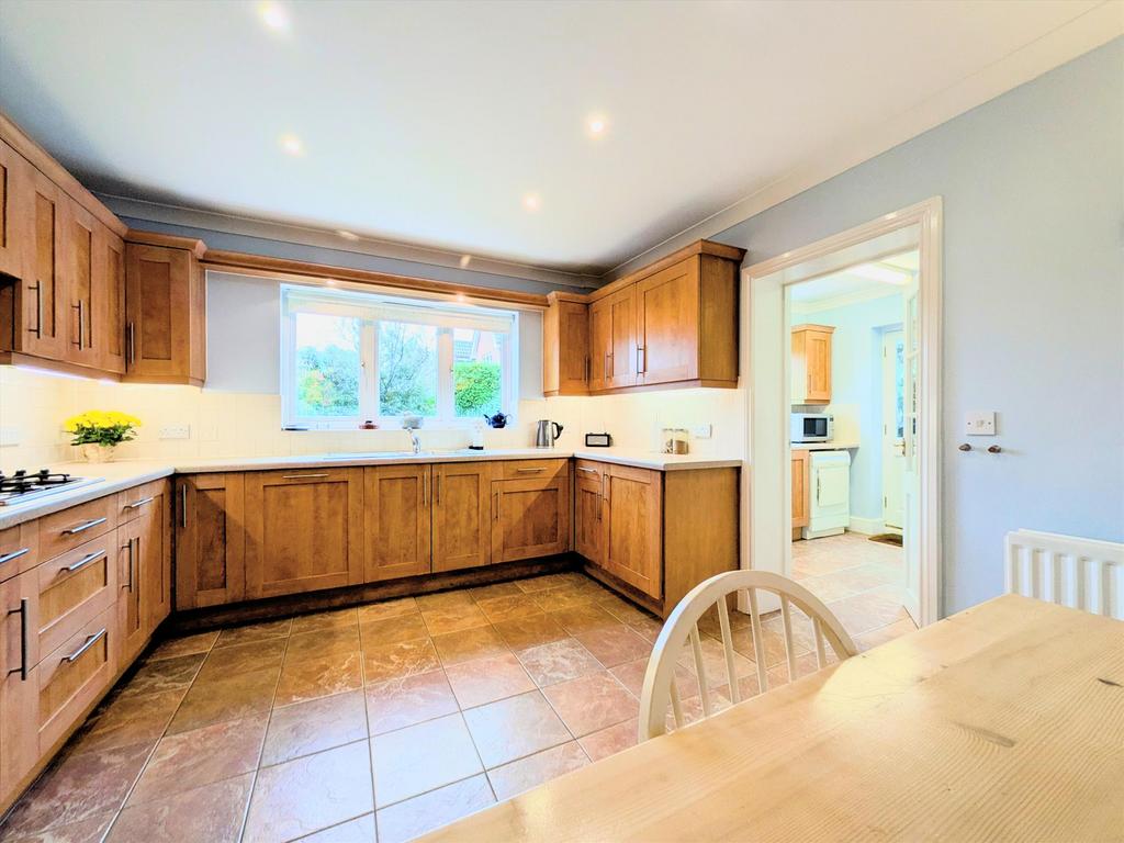 Kitchen New 4
