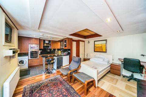 Studio to rent, Collis Street, Reading, RG2