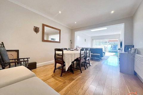 44 Alicia Avenue, Harrow, HA3 8HS
